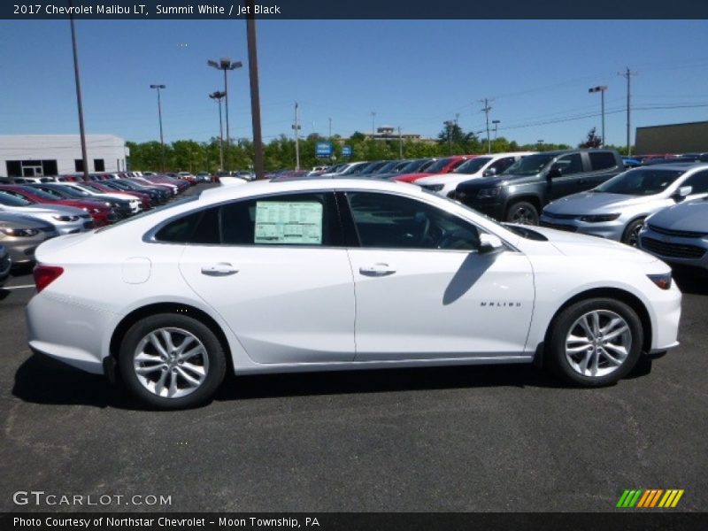 Summit White / Jet Black 2017 Chevrolet Malibu LT