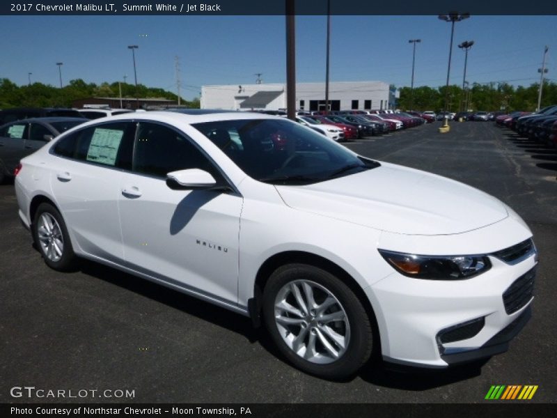 Summit White / Jet Black 2017 Chevrolet Malibu LT