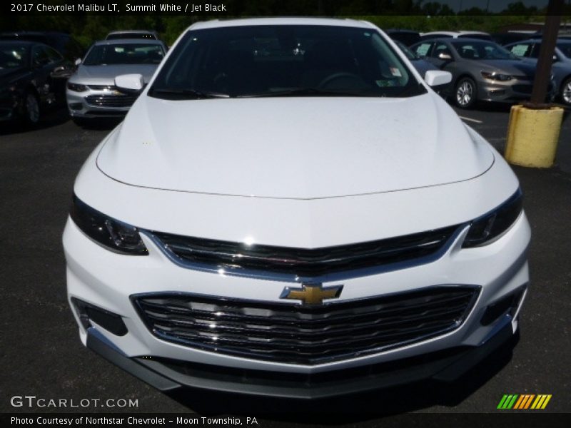 Summit White / Jet Black 2017 Chevrolet Malibu LT