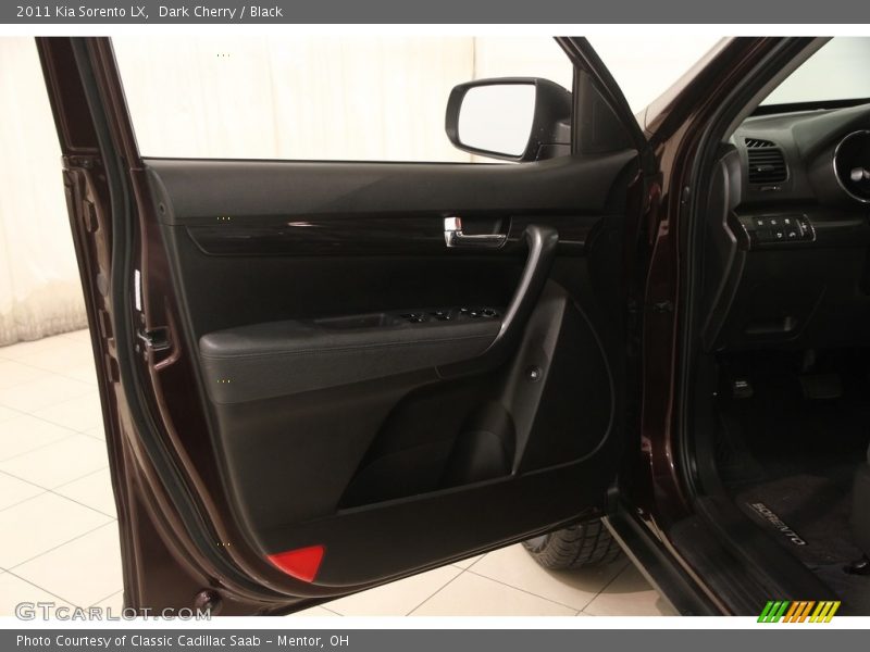 Dark Cherry / Black 2011 Kia Sorento LX