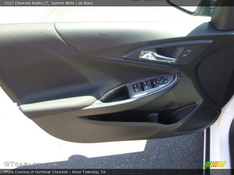 Summit White / Jet Black 2017 Chevrolet Malibu LT