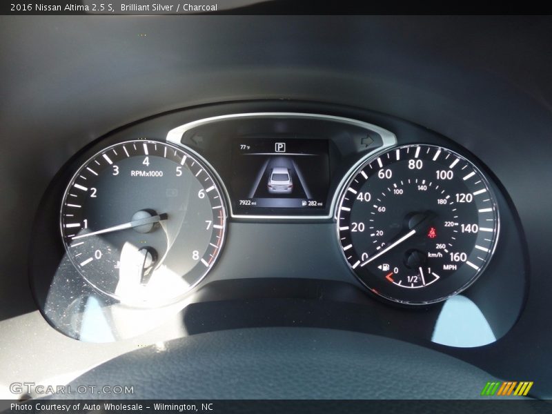 Brilliant Silver / Charcoal 2016 Nissan Altima 2.5 S