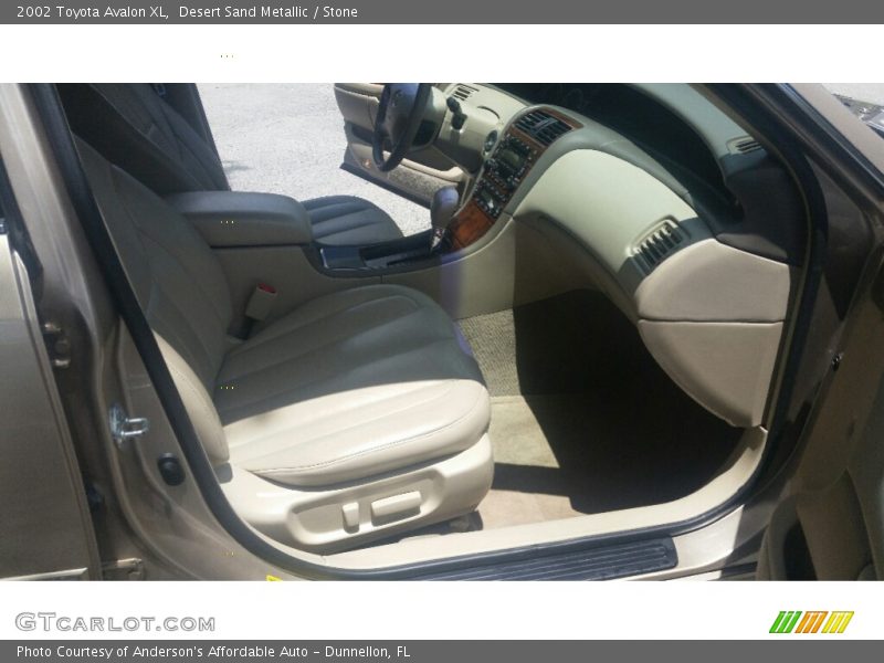 Desert Sand Metallic / Stone 2002 Toyota Avalon XL