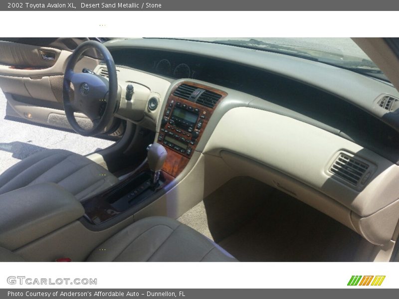 Desert Sand Metallic / Stone 2002 Toyota Avalon XL