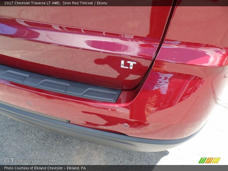 Siren Red Tintcoat / Ebony 2017 Chevrolet Traverse LT AWD