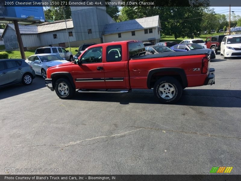 Victory Red / Dark Charcoal 2005 Chevrolet Silverado 1500 Z71 Extended Cab 4x4