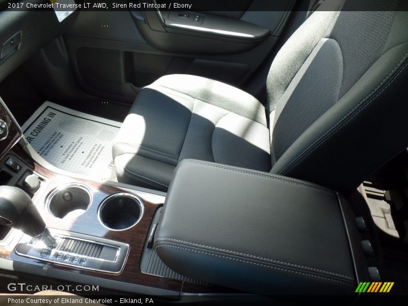 Siren Red Tintcoat / Ebony 2017 Chevrolet Traverse LT AWD