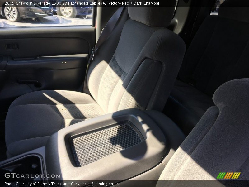 Victory Red / Dark Charcoal 2005 Chevrolet Silverado 1500 Z71 Extended Cab 4x4