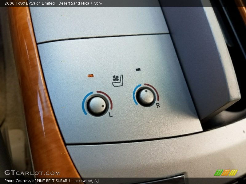Desert Sand Mica / Ivory 2006 Toyota Avalon Limited