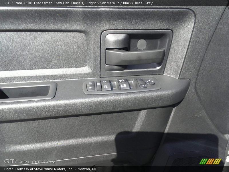 Bright Silver Metallic / Black/Diesel Gray 2017 Ram 4500 Tradesman Crew Cab Chassis