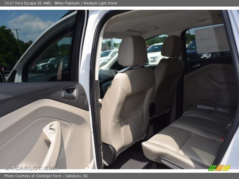 White Platinum / Medium Light Stone 2017 Ford Escape SE 4WD
