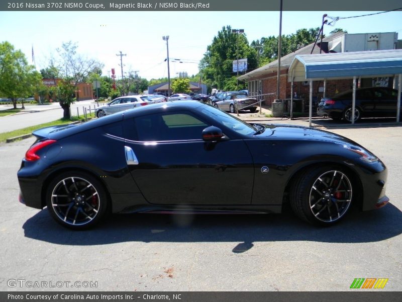 Magnetic Black / NISMO Black/Red 2016 Nissan 370Z NISMO Coupe