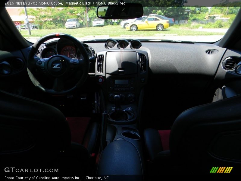 Magnetic Black / NISMO Black/Red 2016 Nissan 370Z NISMO Coupe