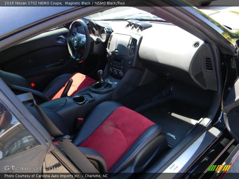  2016 370Z NISMO Coupe NISMO Black/Red Interior