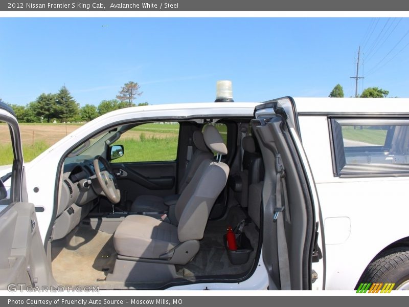 Avalanche White / Steel 2012 Nissan Frontier S King Cab