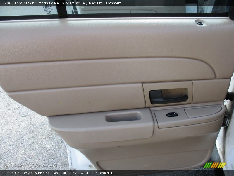 Vibrant White / Medium Parchment 2003 Ford Crown Victoria Police