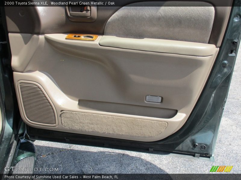 Woodland Pearl Green Metallic / Oak 2000 Toyota Sienna XLE
