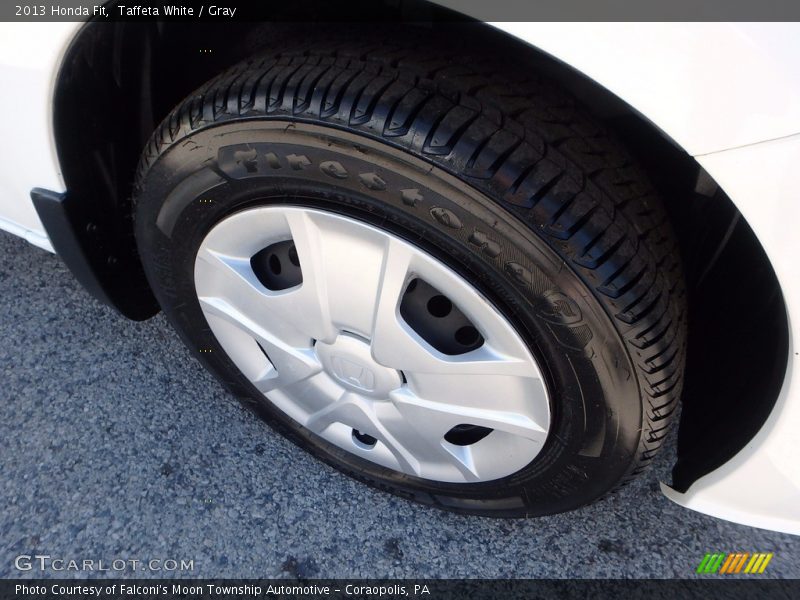 Taffeta White / Gray 2013 Honda Fit