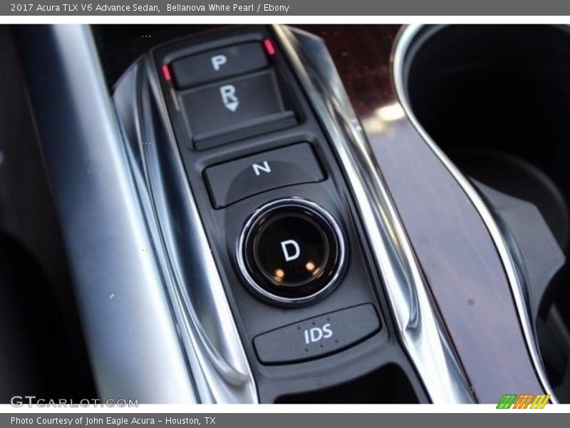 Bellanova White Pearl / Ebony 2017 Acura TLX V6 Advance Sedan