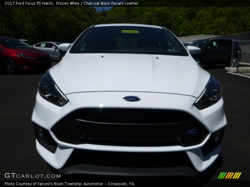 Frozen White / Charcoal Black Recaro Leather 2017 Ford Focus RS Hatch