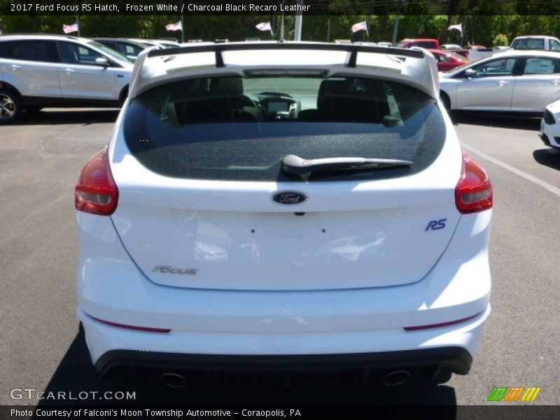 Frozen White / Charcoal Black Recaro Leather 2017 Ford Focus RS Hatch