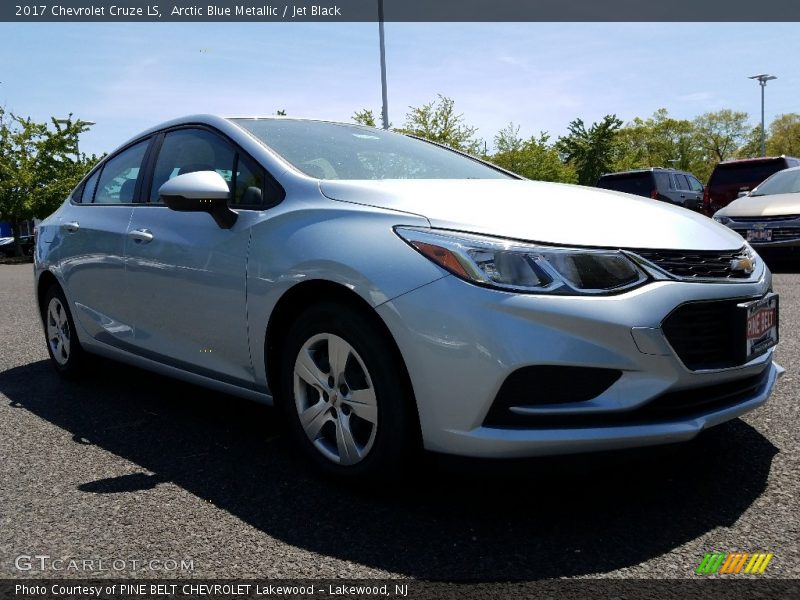 Arctic Blue Metallic / Jet Black 2017 Chevrolet Cruze LS