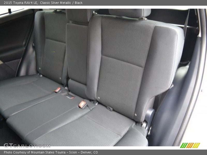 Classic Silver Metallic / Black 2015 Toyota RAV4 LE