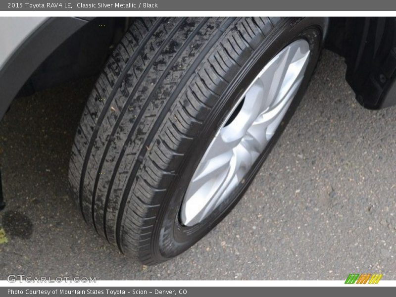 Classic Silver Metallic / Black 2015 Toyota RAV4 LE