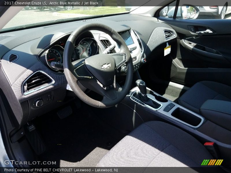 Arctic Blue Metallic / Jet Black 2017 Chevrolet Cruze LS