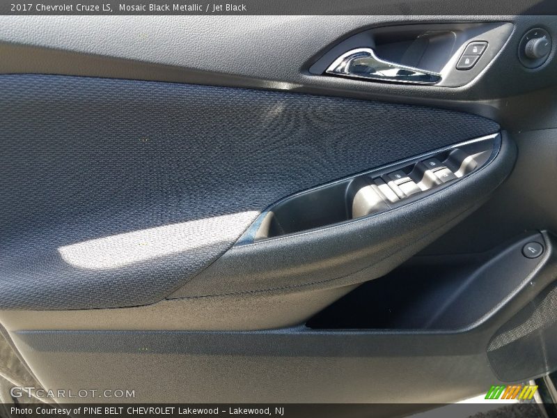 Mosaic Black Metallic / Jet Black 2017 Chevrolet Cruze LS