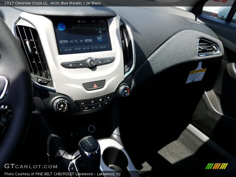 Arctic Blue Metallic / Jet Black 2017 Chevrolet Cruze LS