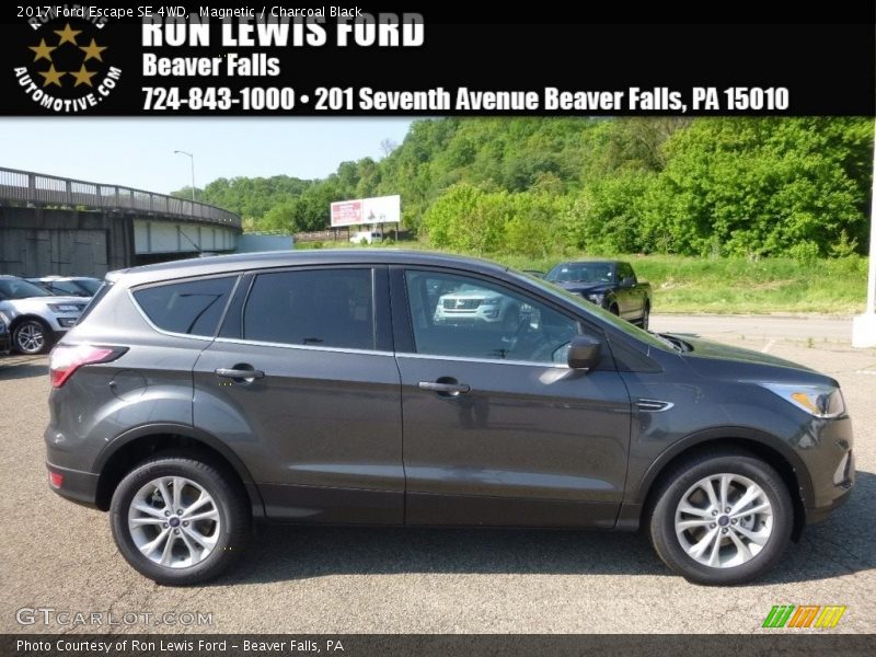 Magnetic / Charcoal Black 2017 Ford Escape SE 4WD