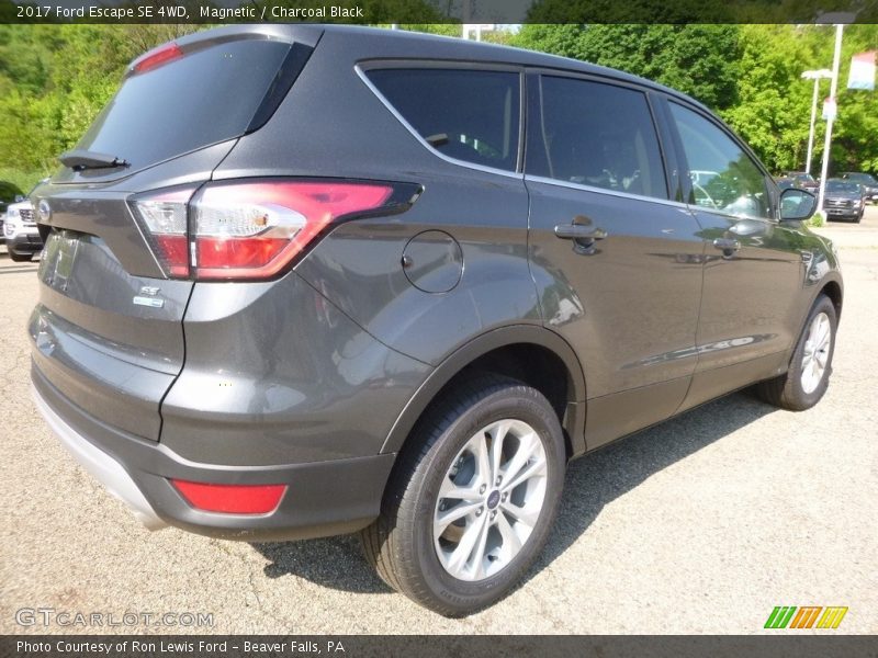 Magnetic / Charcoal Black 2017 Ford Escape SE 4WD