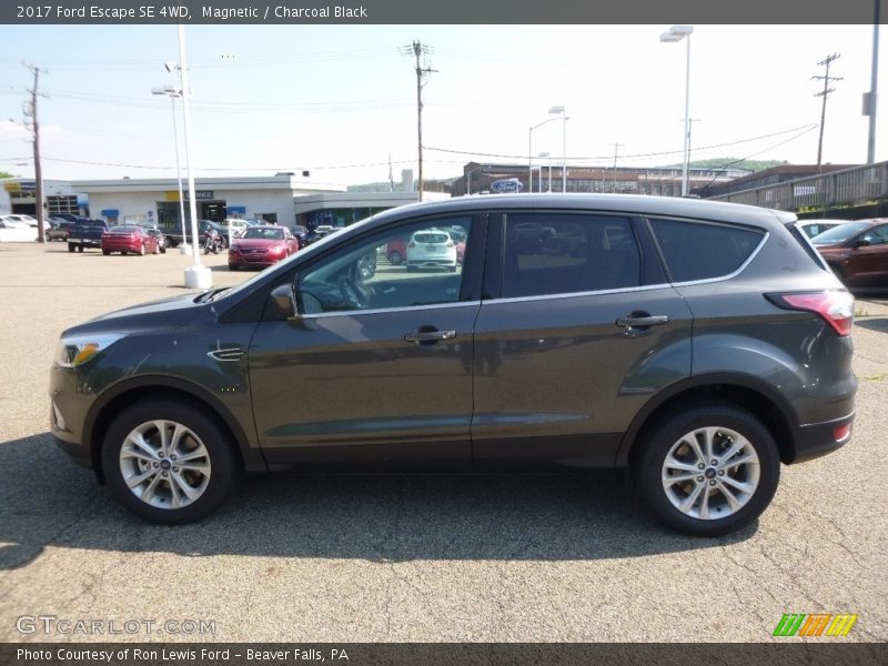 Magnetic / Charcoal Black 2017 Ford Escape SE 4WD
