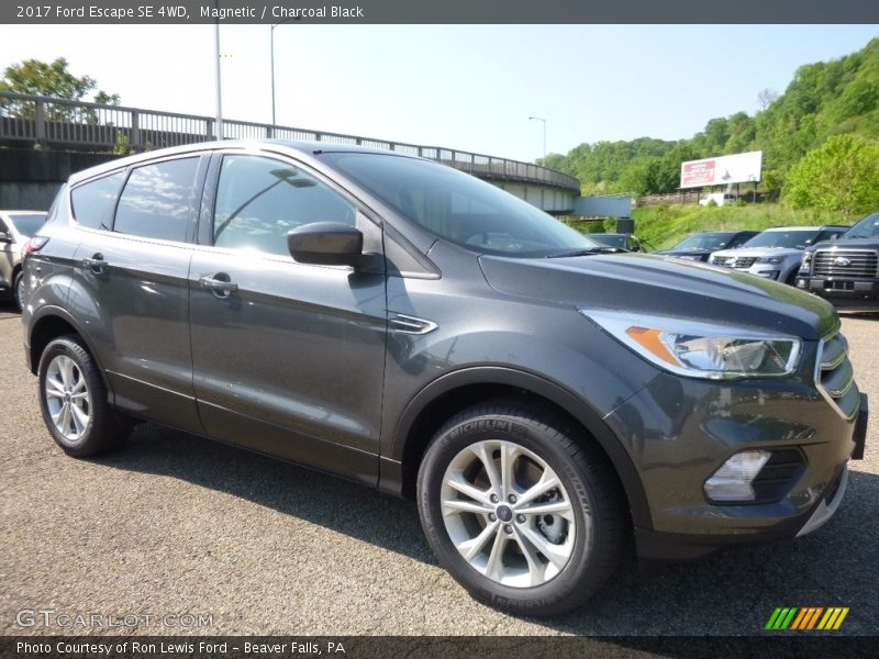 Magnetic / Charcoal Black 2017 Ford Escape SE 4WD