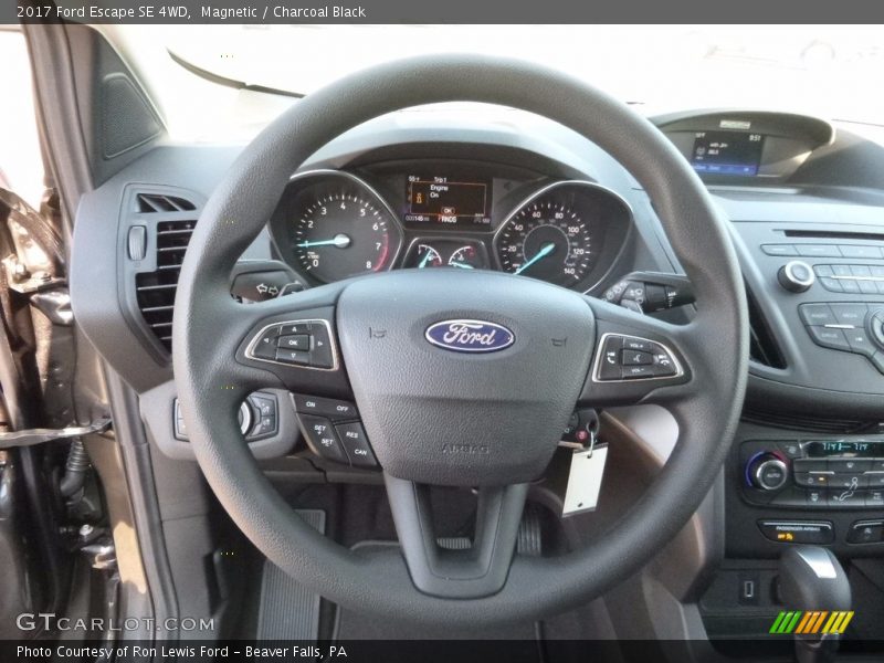 Magnetic / Charcoal Black 2017 Ford Escape SE 4WD