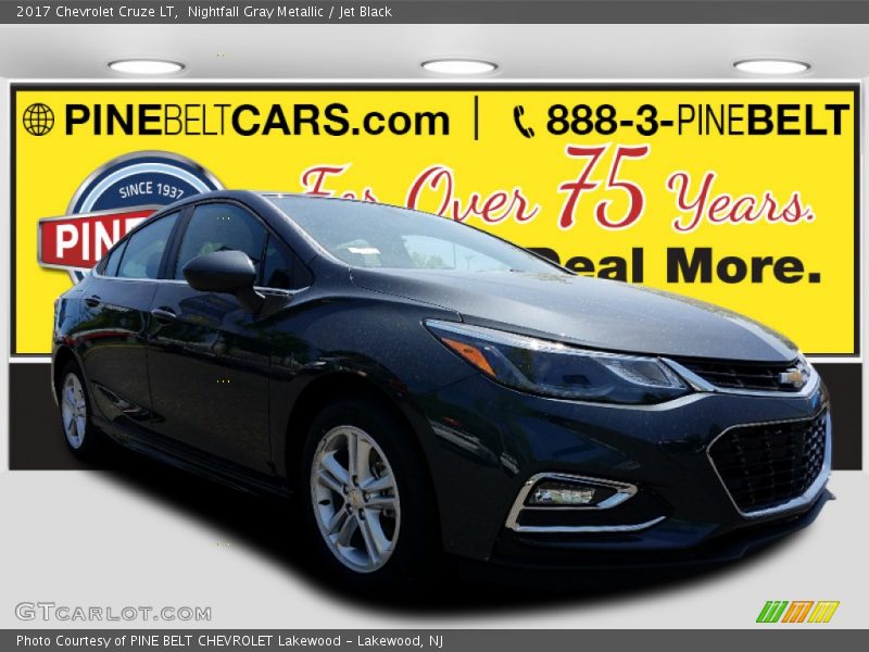 Nightfall Gray Metallic / Jet Black 2017 Chevrolet Cruze LT