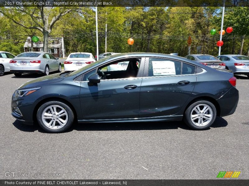 Nightfall Gray Metallic / Jet Black 2017 Chevrolet Cruze LT