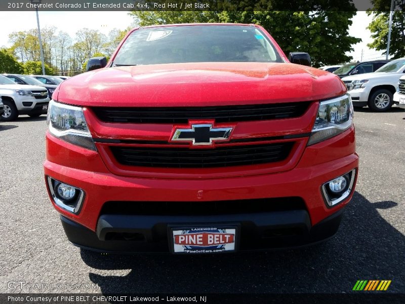 Red Hot / Jet Black 2017 Chevrolet Colorado LT Extended Cab 4x4