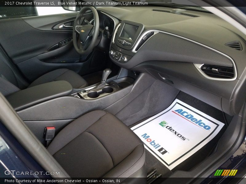 Blue Velvet Metallic / Dark Titanium/Light Titanium 2017 Chevrolet Traverse LS