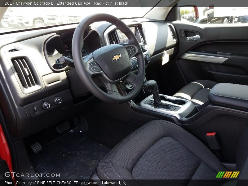 Red Hot / Jet Black 2017 Chevrolet Colorado LT Extended Cab 4x4