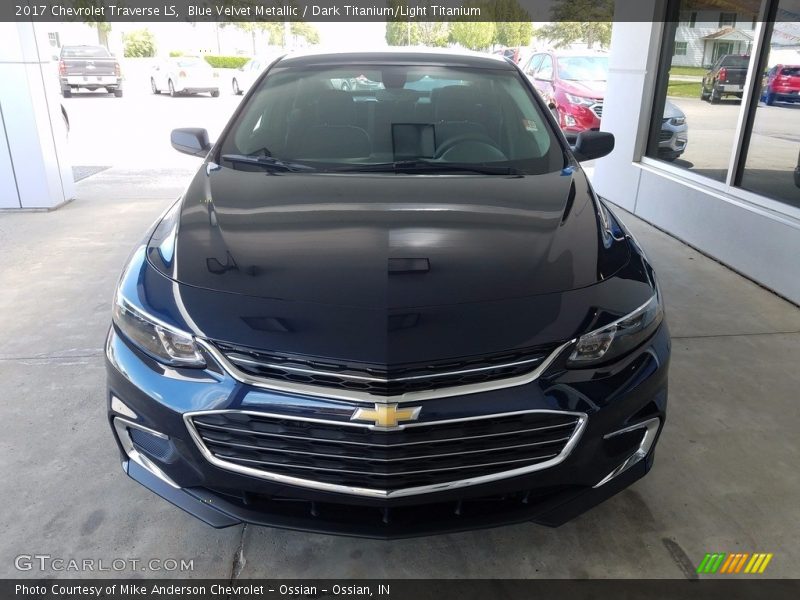 Blue Velvet Metallic / Dark Titanium/Light Titanium 2017 Chevrolet Traverse LS