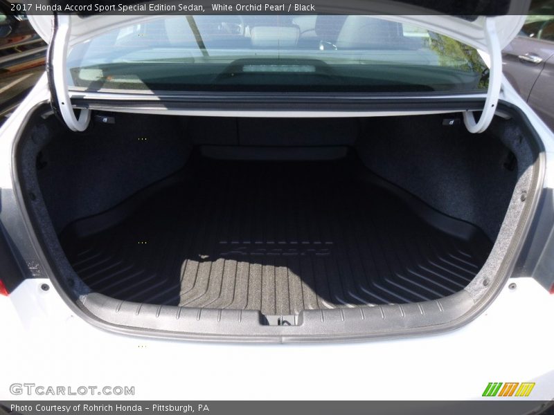  2017 Accord Sport Special Edition Sedan Trunk