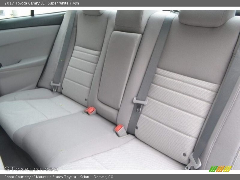 Super White / Ash 2017 Toyota Camry LE