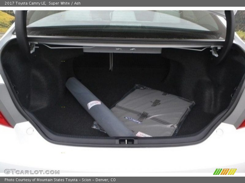 Super White / Ash 2017 Toyota Camry LE