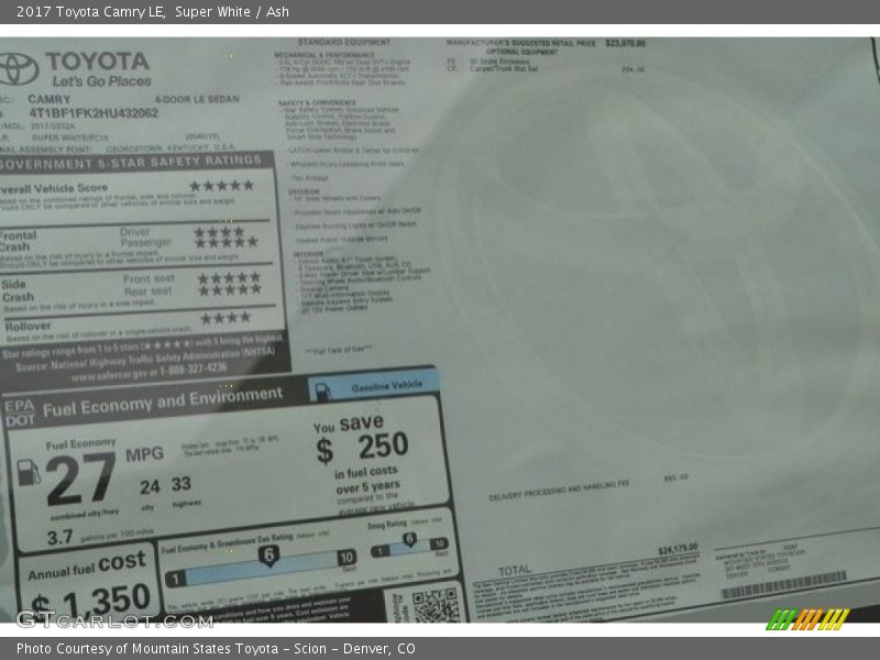 Super White / Ash 2017 Toyota Camry LE