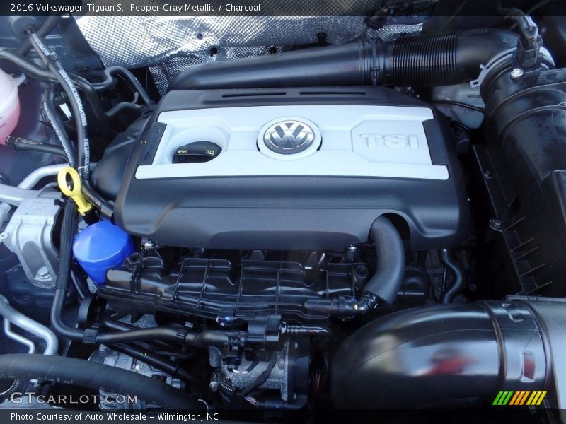 Pepper Gray Metallic / Charcoal 2016 Volkswagen Tiguan S