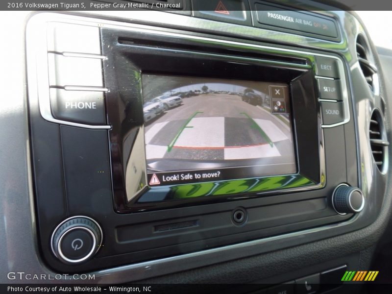 Pepper Gray Metallic / Charcoal 2016 Volkswagen Tiguan S