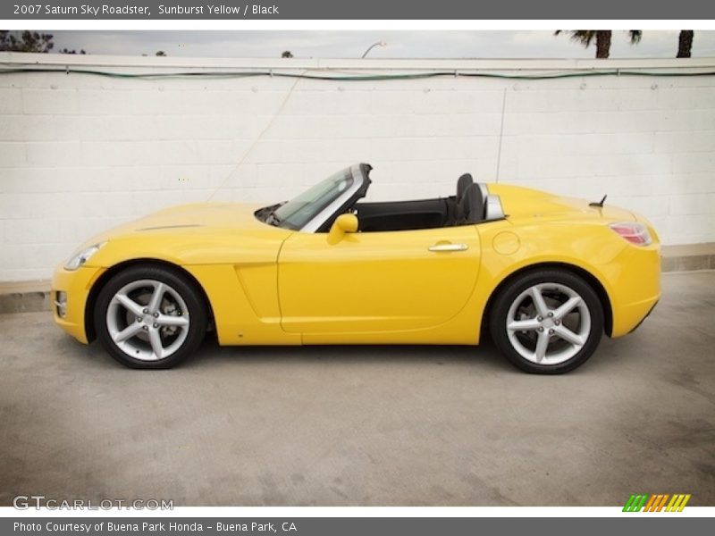 Sunburst Yellow / Black 2007 Saturn Sky Roadster