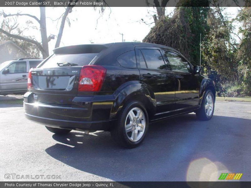 Black / Pastel Pebble Beige 2007 Dodge Caliber SXT